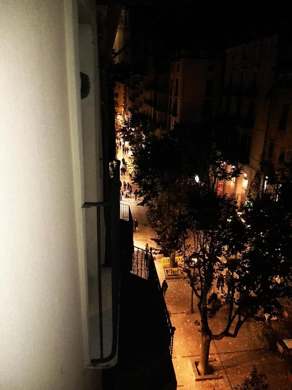 Onyar Apartments Rambla De La Llibertat 27 Girona Luaran gambar