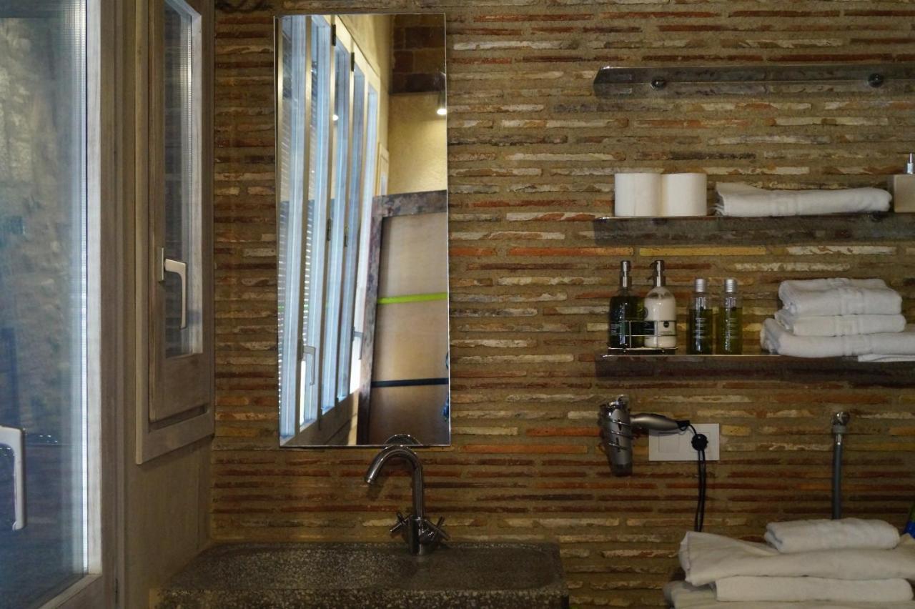 Onyar Apartments Rambla De La Llibertat 27 Girona Luaran gambar