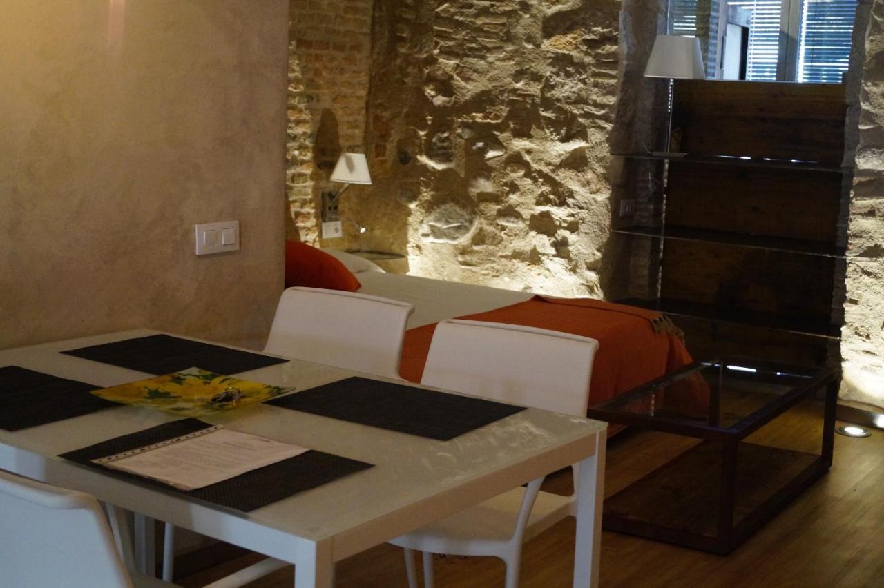 Onyar Apartments Rambla De La Llibertat 27 Girona Luaran gambar